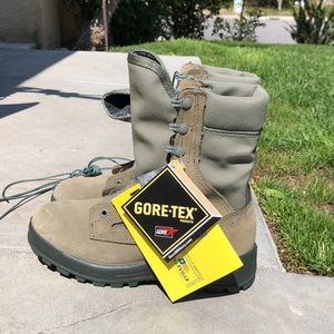 Gore-tex combat boots, Brand new